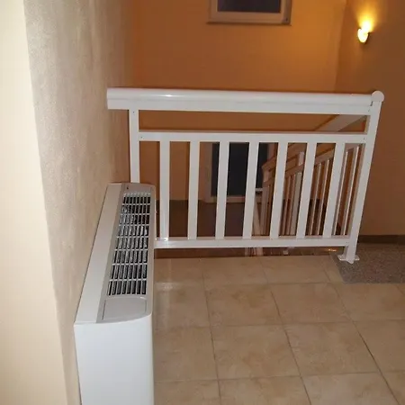 D & J Pansion ゲストハウス *