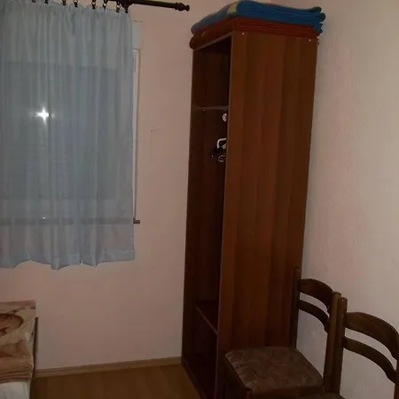 ゲストハウス D & J Pansion *